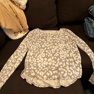 Cheetah long sleeve